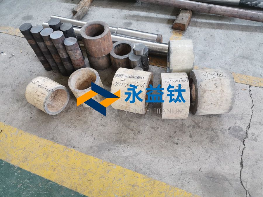 钛锻件厂家谈薄壁钛环成形的工艺