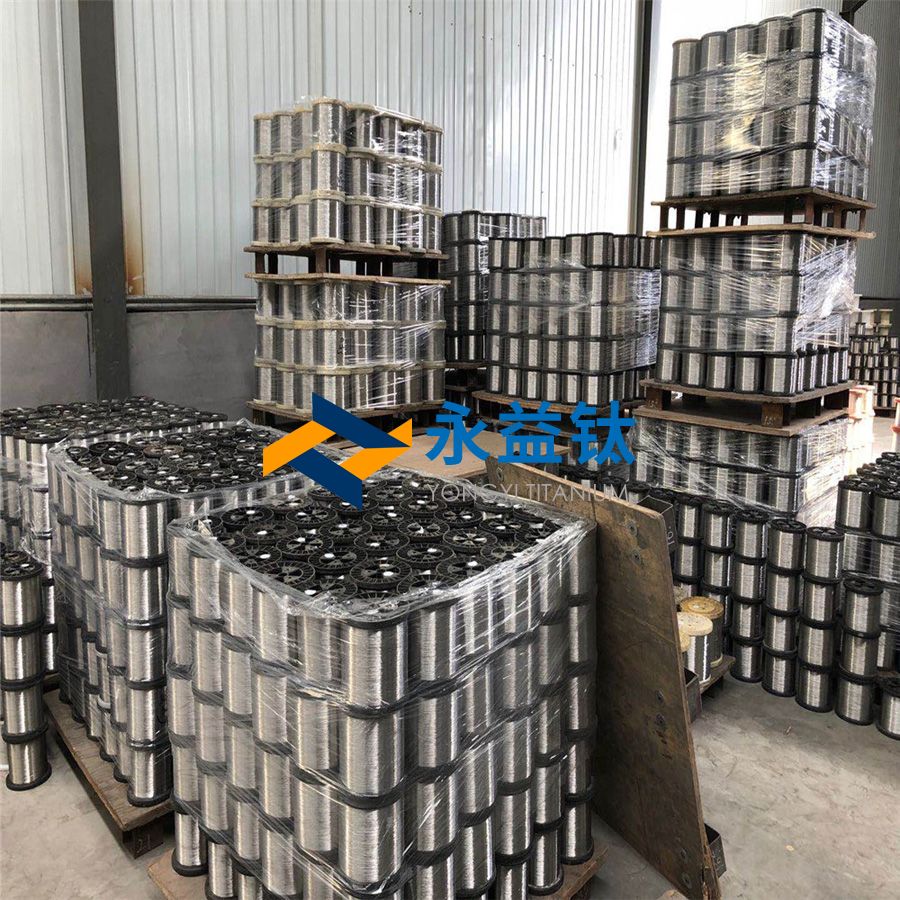 镍钛状态影象合金植入物在骨科的利用